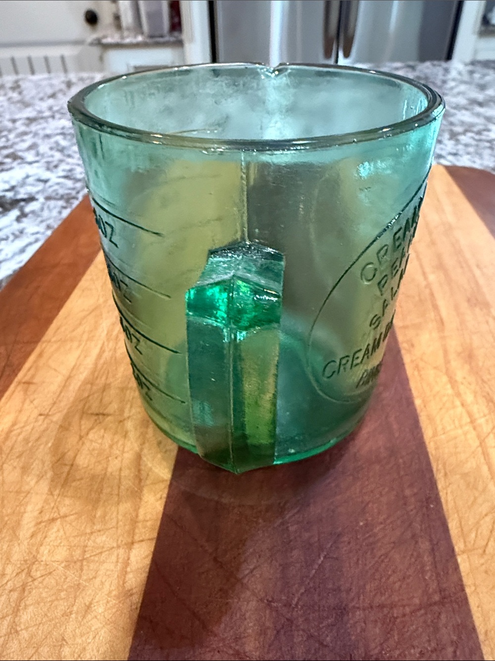 Cream Dove Brand Green Glass Measuring Cup with Handle, ExcellentCondition One C - Picture 4 of 5